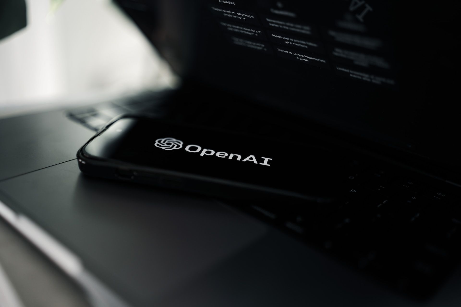 Intelligence artificielle pour l'aide à la rédaction de contenu